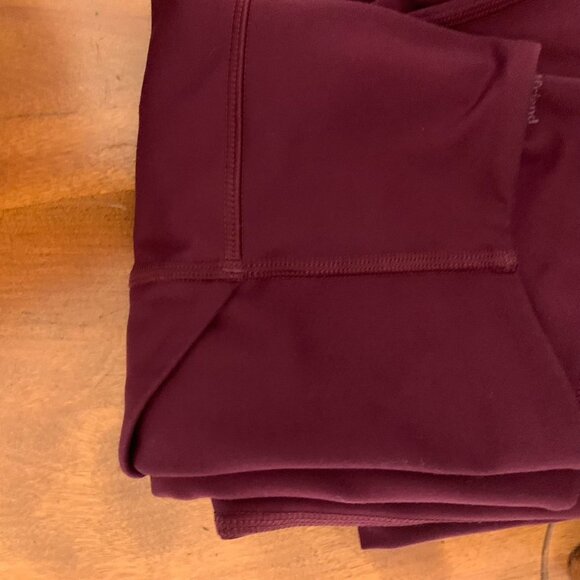 Girlfriend Collective Compressive Pocket Legging in Plum, cranberry size small - Picture 13 of 14